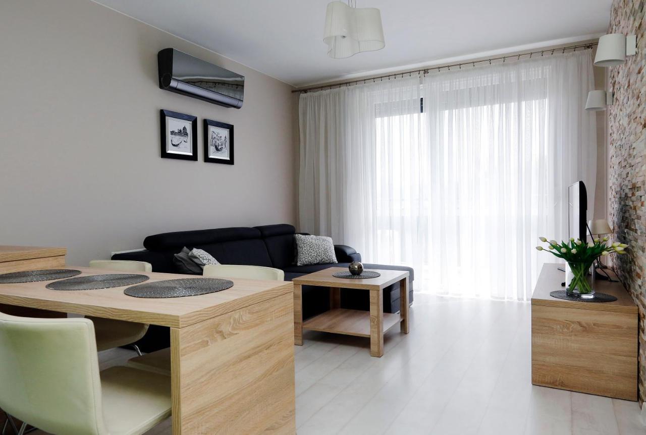 Apartament Teresa W Uniejowie エクステリア 写真